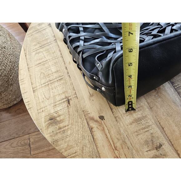 Etienne Aigner Black Vegan Leather Basket Weave Drawstring Hobo Bag Moto - Picture 9 of 11